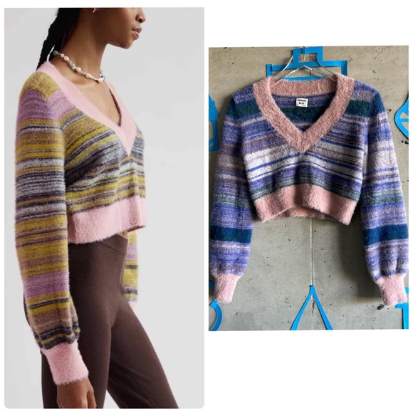 NWOT Aritzia Sunday Best Kitten V Neck Cropped Stripe Sweater - Picture 1 of 10